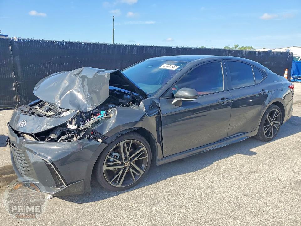 2025 TOYOTA CAMRY