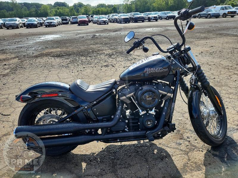 2020 HARLEY-DAVIDSON FXBB (STREET BOB)