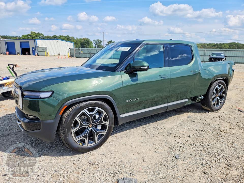 2025 RIVIAN R1T