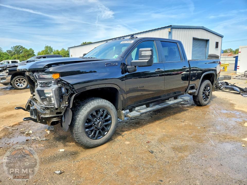 2025 CHEVROLET SILVERADO