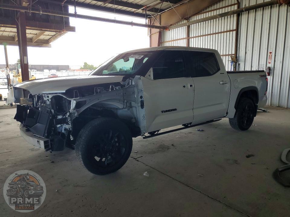 2024 TOYOTA TUNDRA