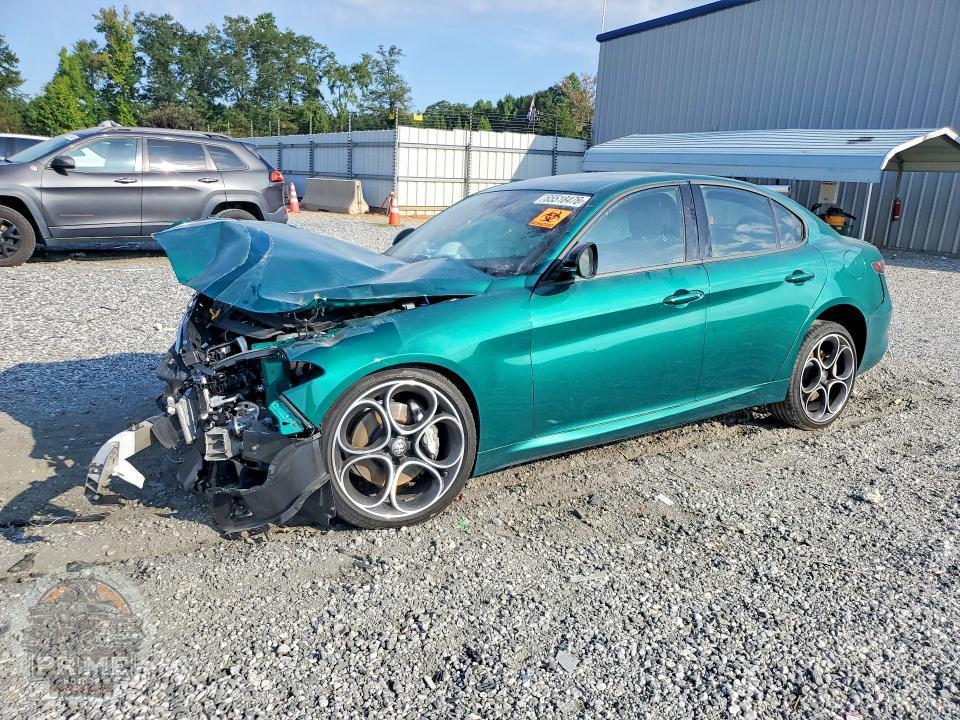 2025 ALFA ROMEO GIULIA