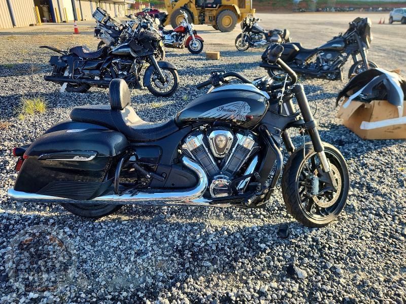 2021 INDIAN MOTORCYCLE CO. CHALLENGER