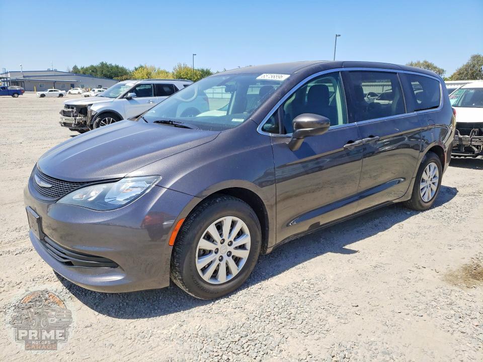 2020 CHRYSLER VOYAGER
