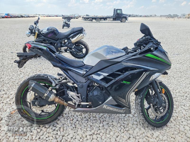 2015 KAWASAKI EX300
