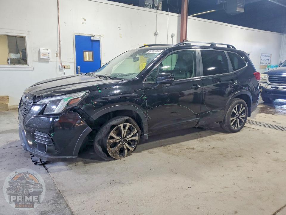 2022 SUBARU FORESTER