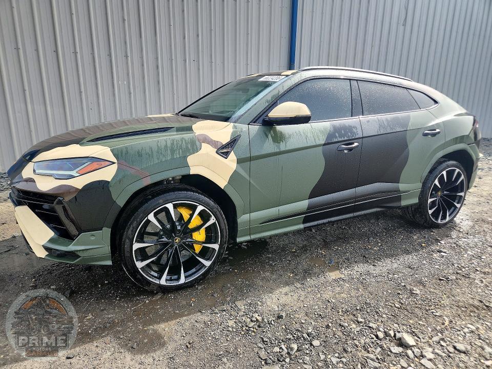 2024 LAMBORGHINI URUS