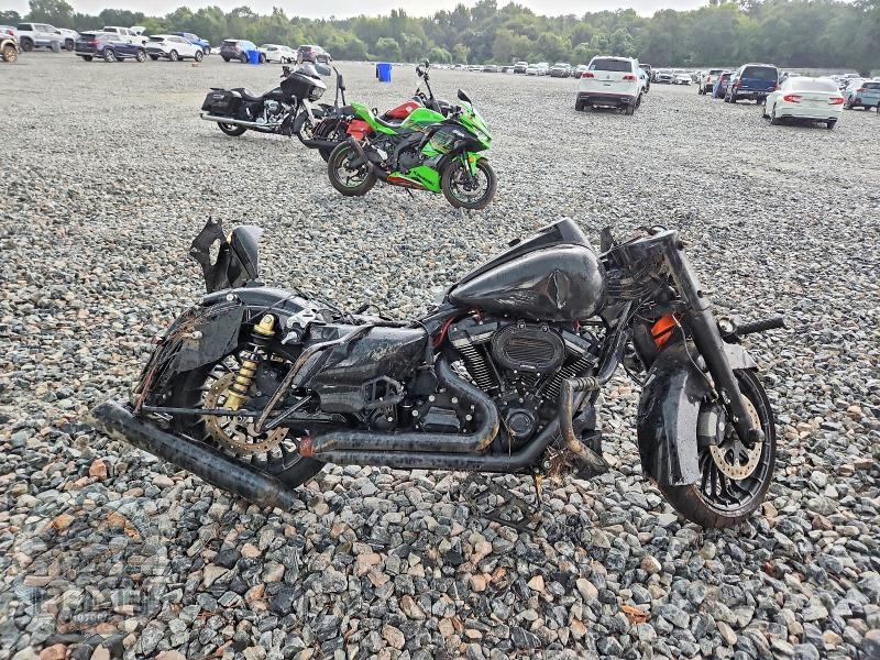 2019 HARLEY-DAVIDSON FLHRXS (ROAD KING SPECIAL)