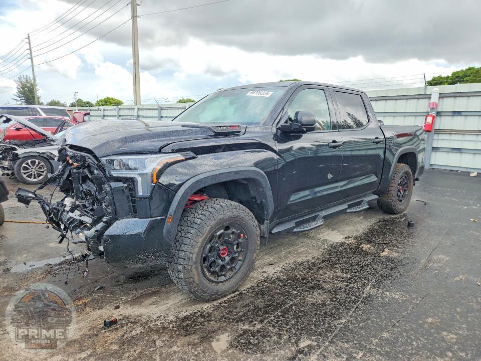 2024 TOYOTA TUNDRA