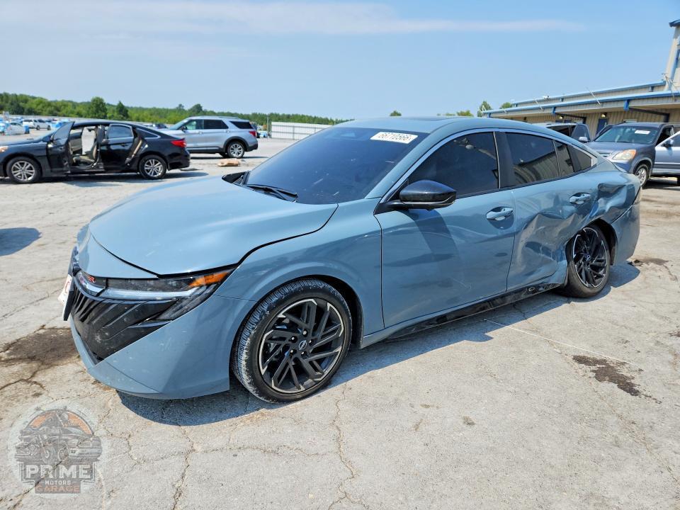 2026 NISSAN SENTRA