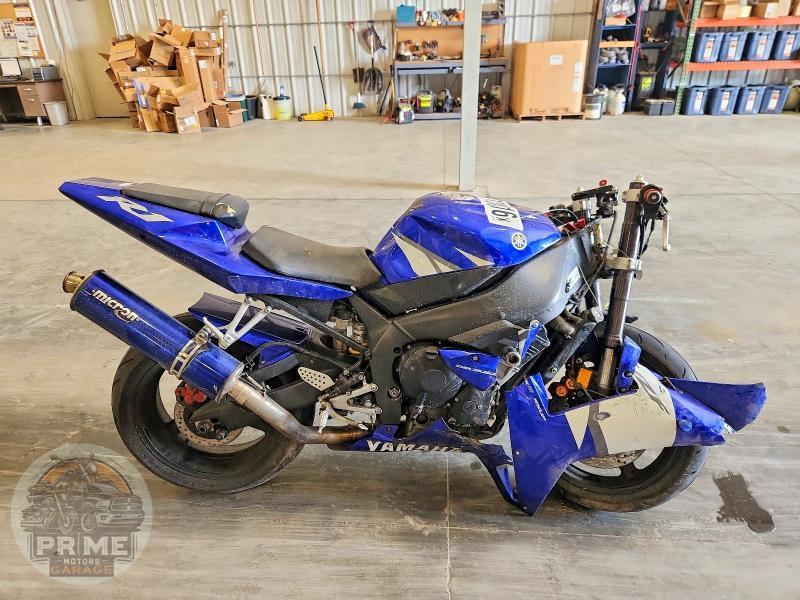 2002 YAMAHA YZFR1