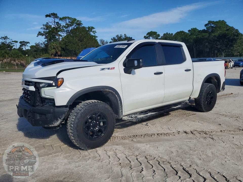 2024 CHEVROLET SILVERADO