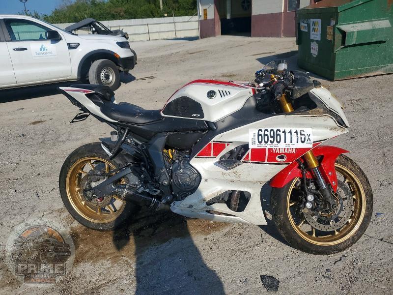 2022 YAMAHA YZFR7