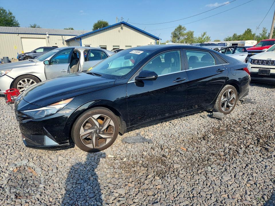 2022 HYUNDAI ELANTRA