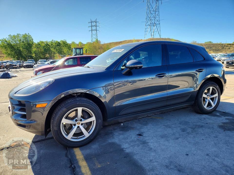 2020 PORSCHE MACAN