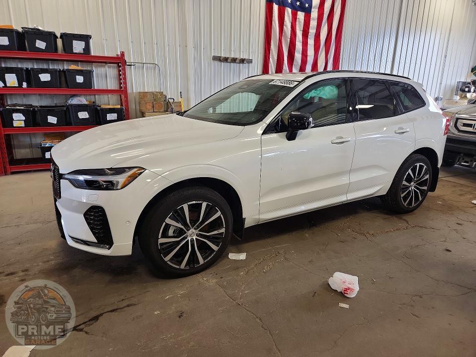 2024 VOLVO XC60