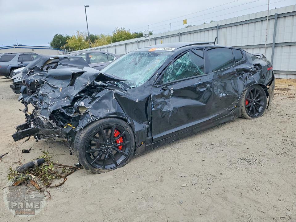 2022 KIA STINGER