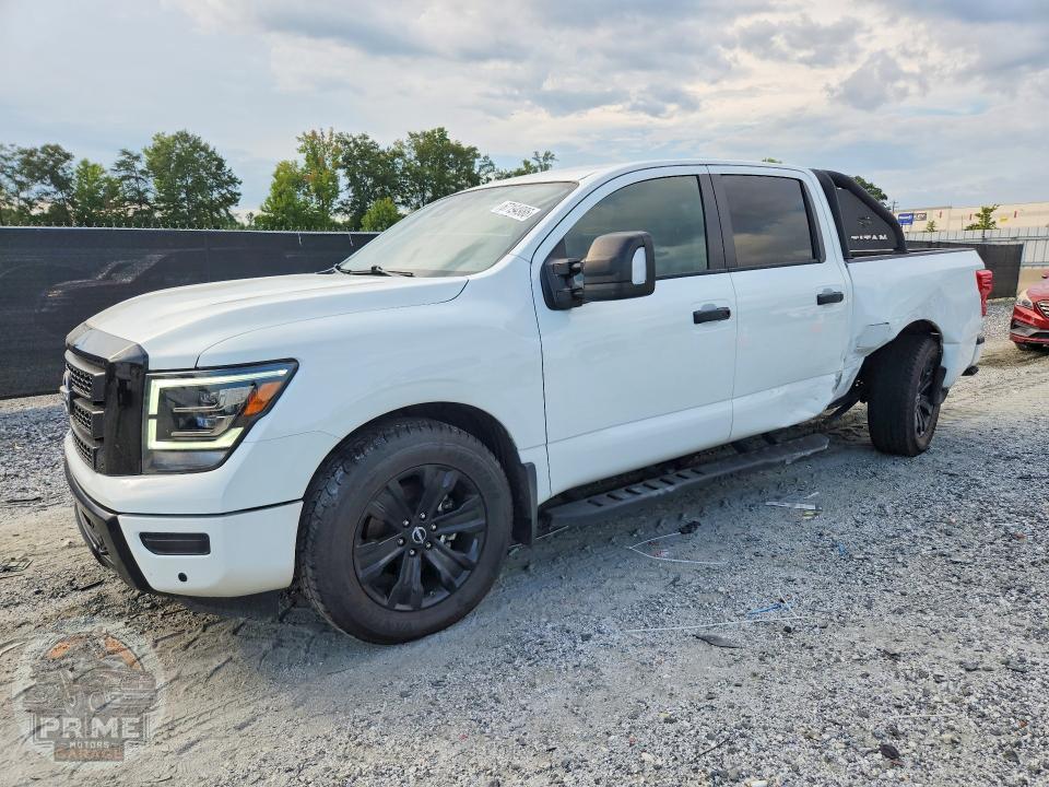 2023 NISSAN TITAN