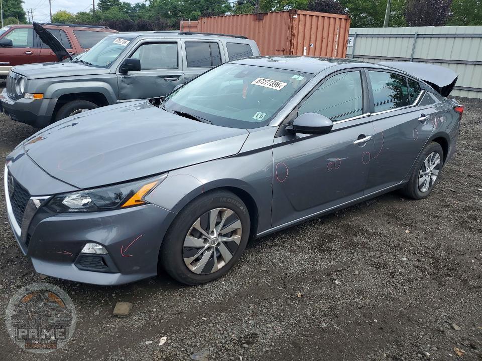2022 NISSAN ALTIMA