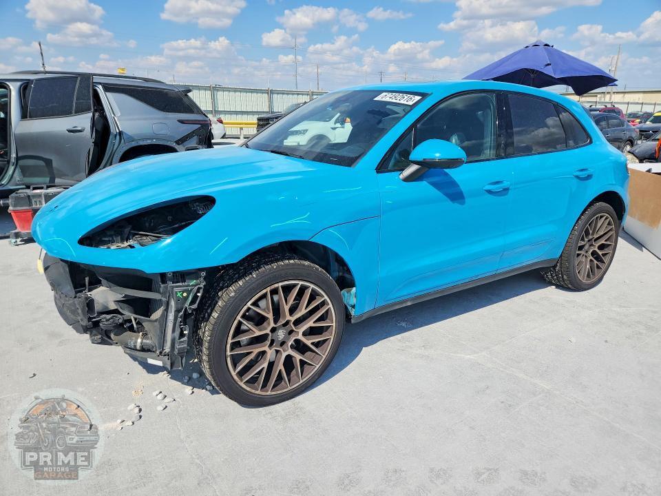 2021 PORSCHE MACAN