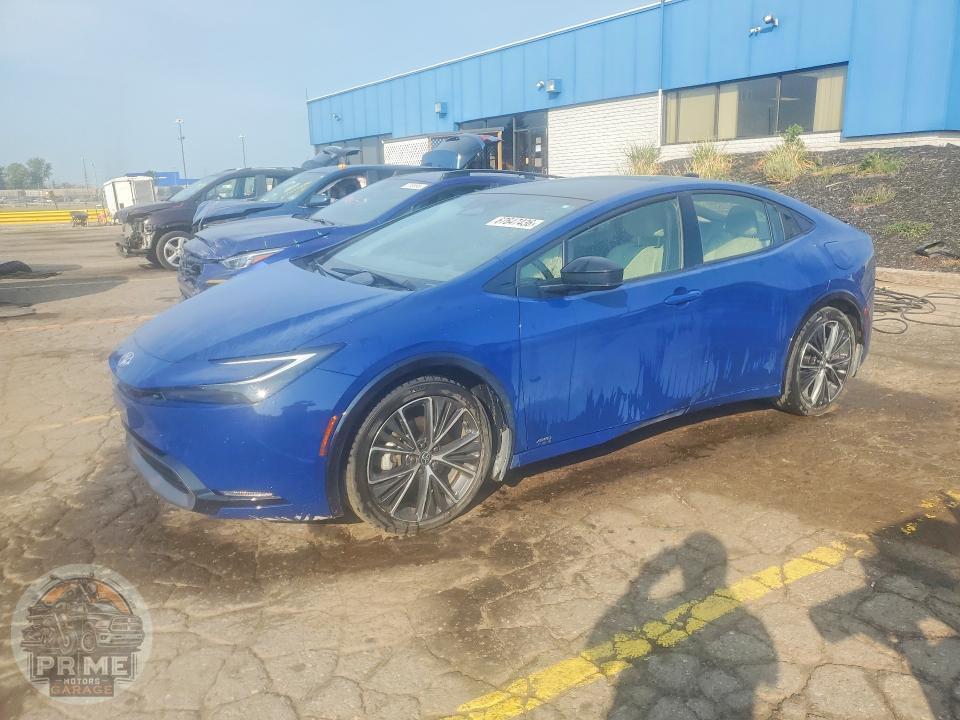2024 TOYOTA PRIUS