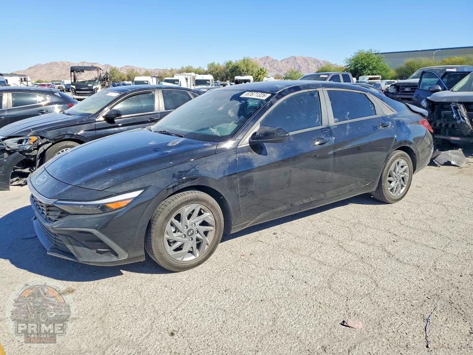 2024 HYUNDAI ELANTRA
