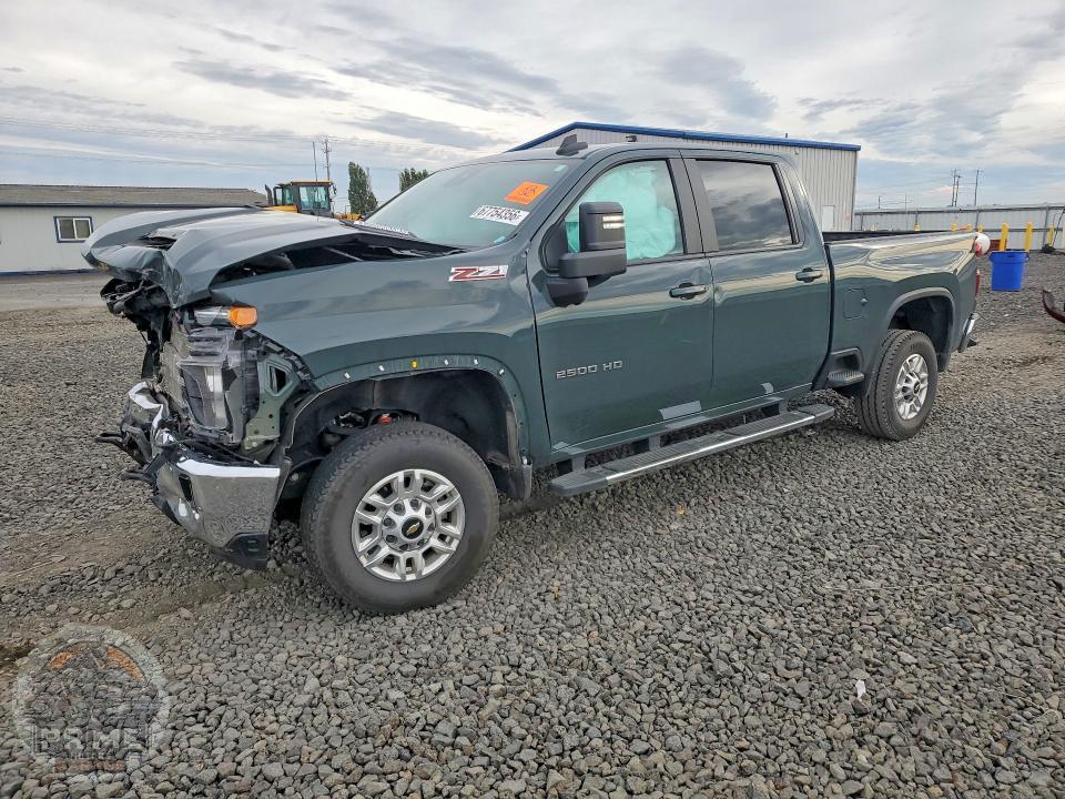 2025 CHEVROLET SILVERADO