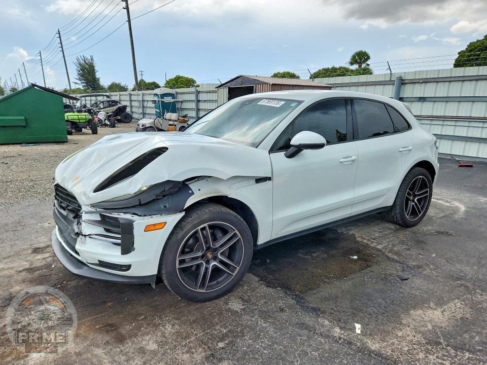 2020 PORSCHE MACAN