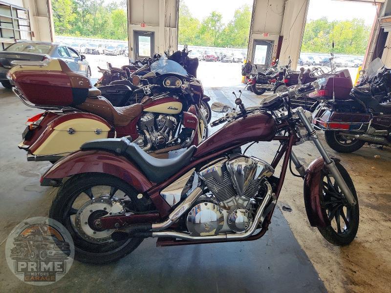 2010 HONDA VT1300