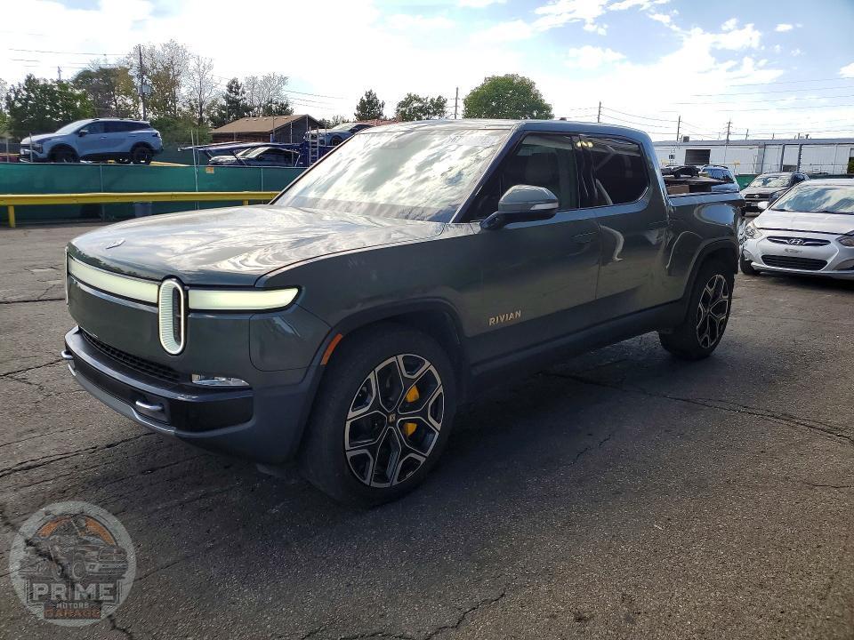 2022 RIVIAN R1T