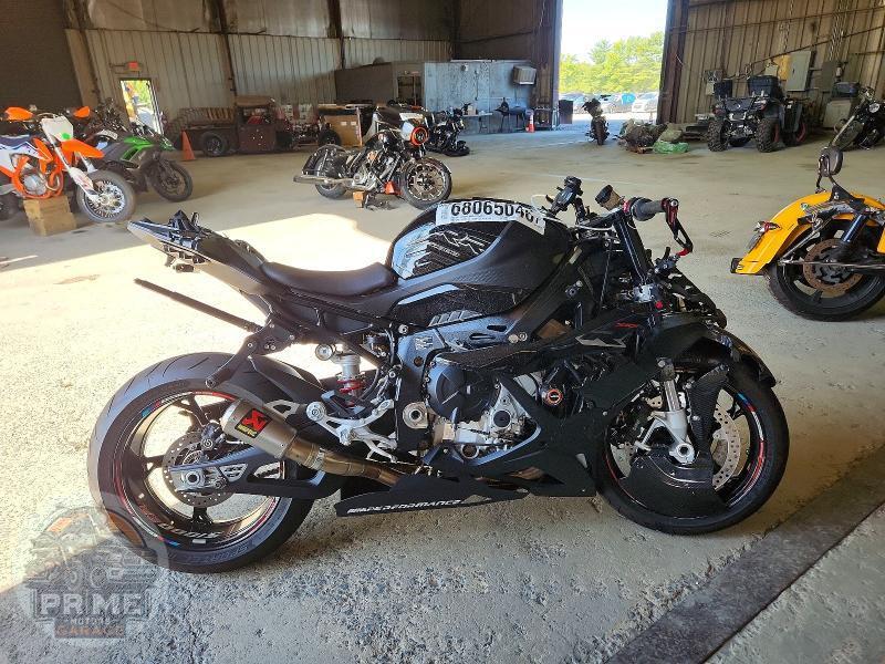 2026 BMW S
