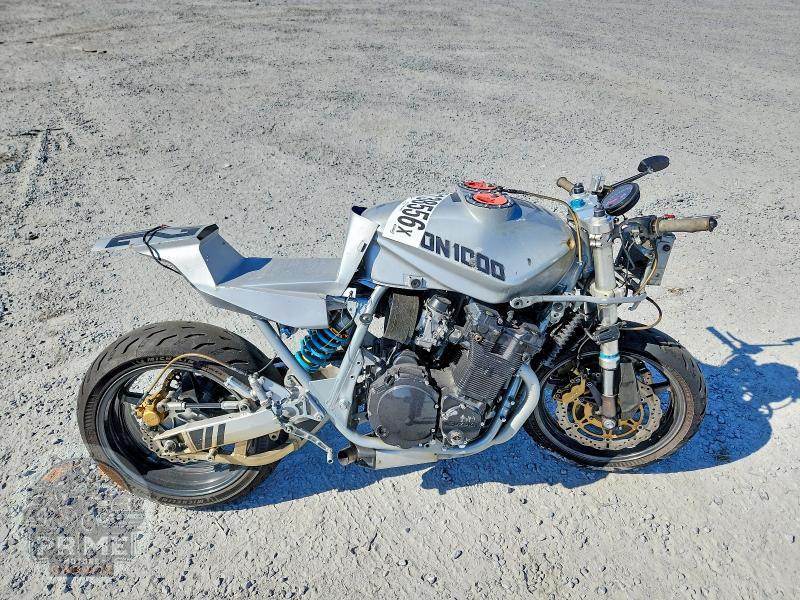 1982 SUZUKI GS750