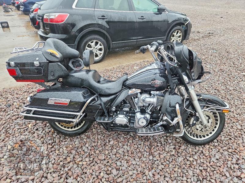 2013 HARLEY-DAVIDSON FLHTCU (ULTRA CLASSIC ELECTRA GLIDE)