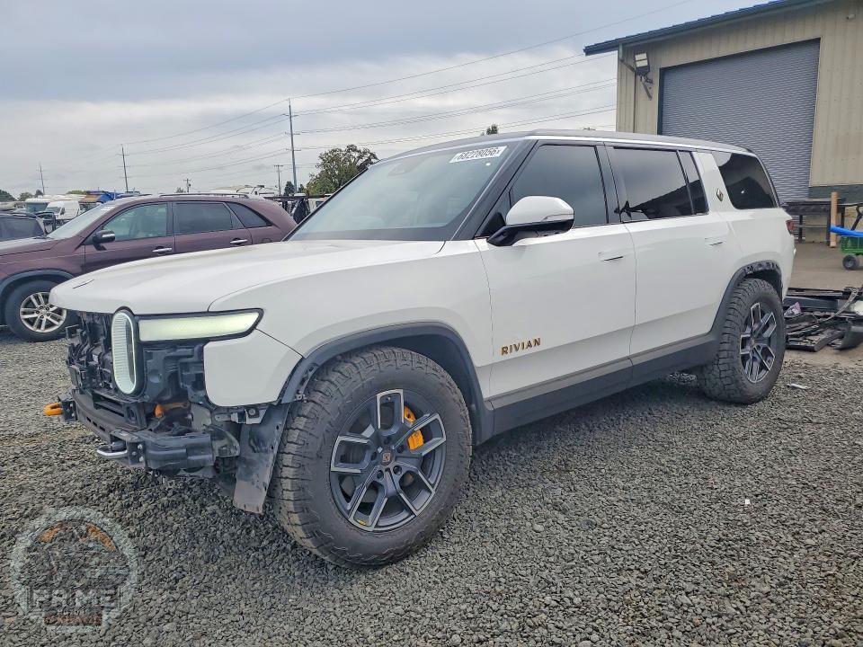 2023 RIVIAN R1S