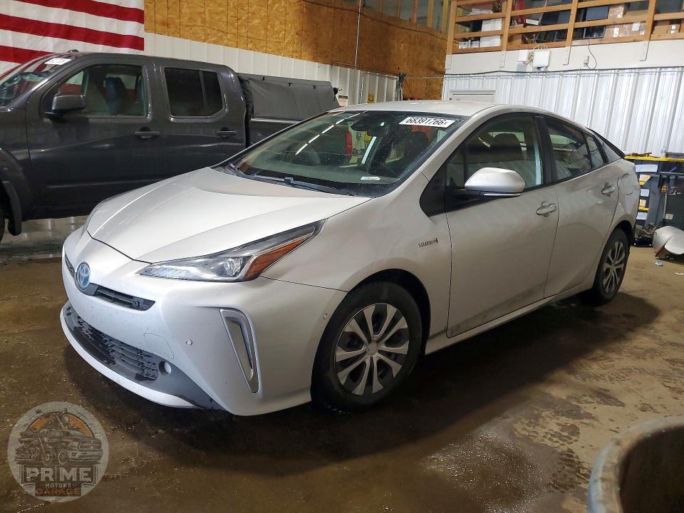 2022 TOYOTA PRIUS