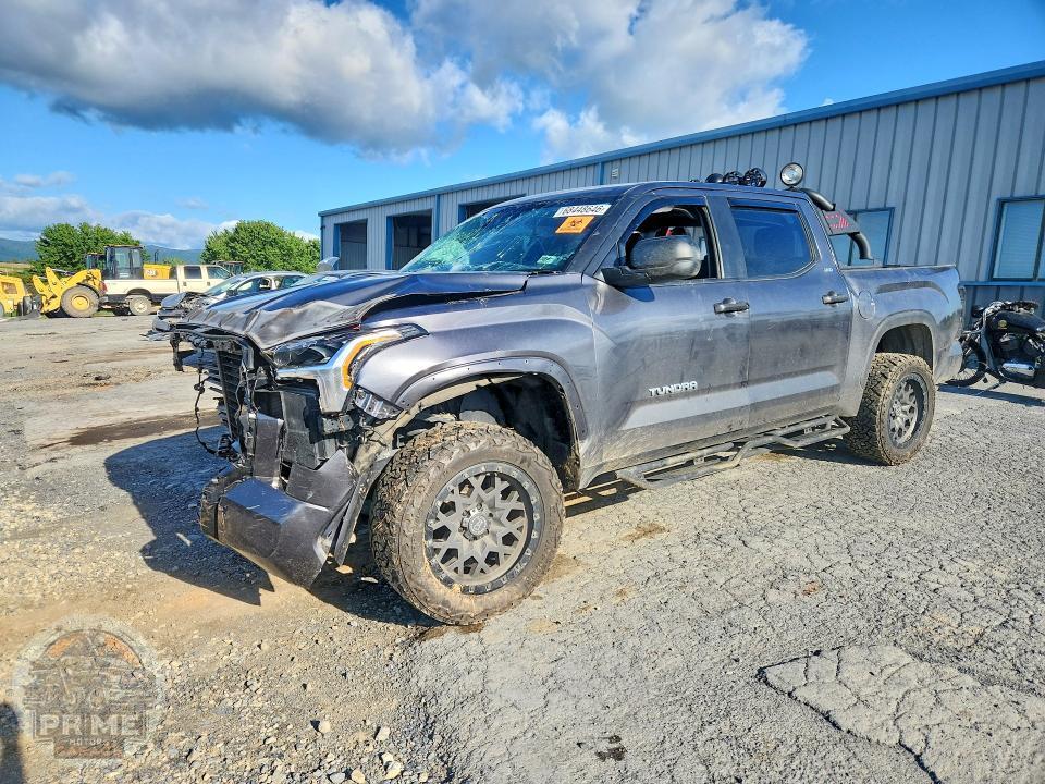 2024 TOYOTA TUNDRA