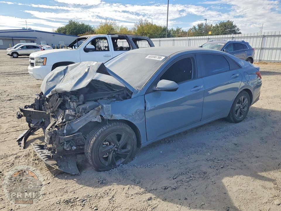 2022 HYUNDAI ELANTRA