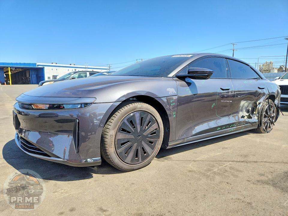 2025 LUCID MOTORS AIR