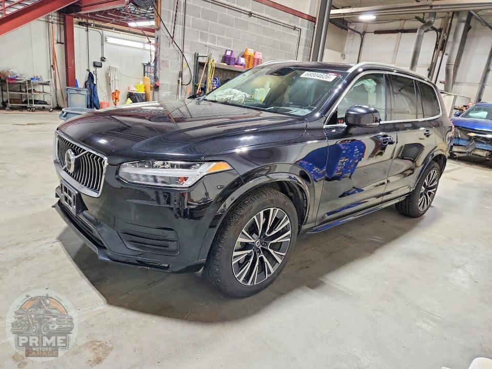 2022 VOLVO XC90