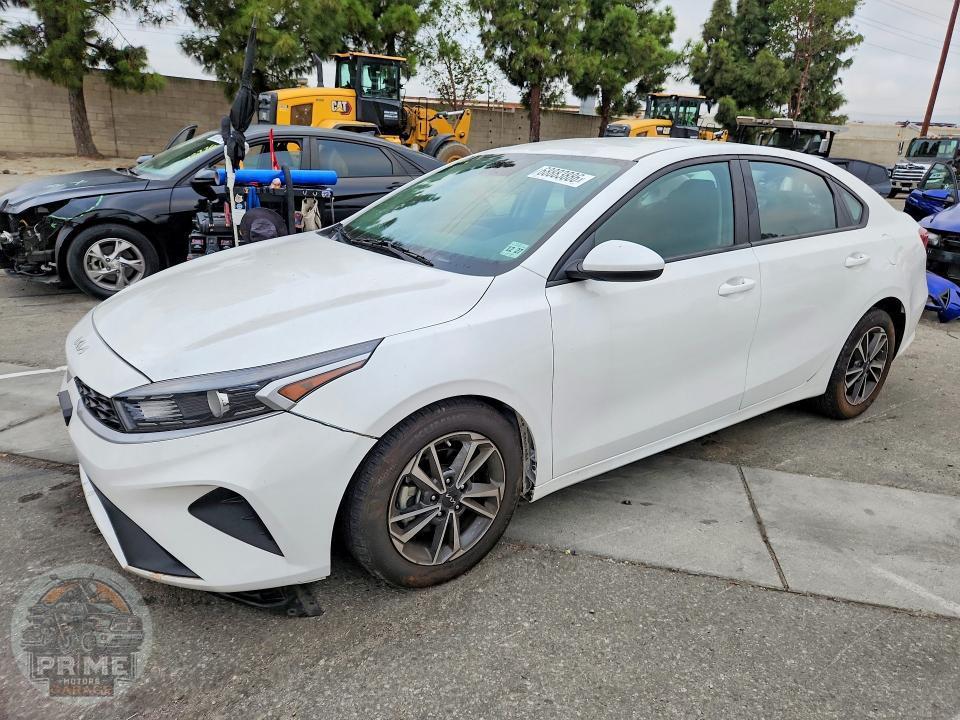 2023 KIA FORTE
