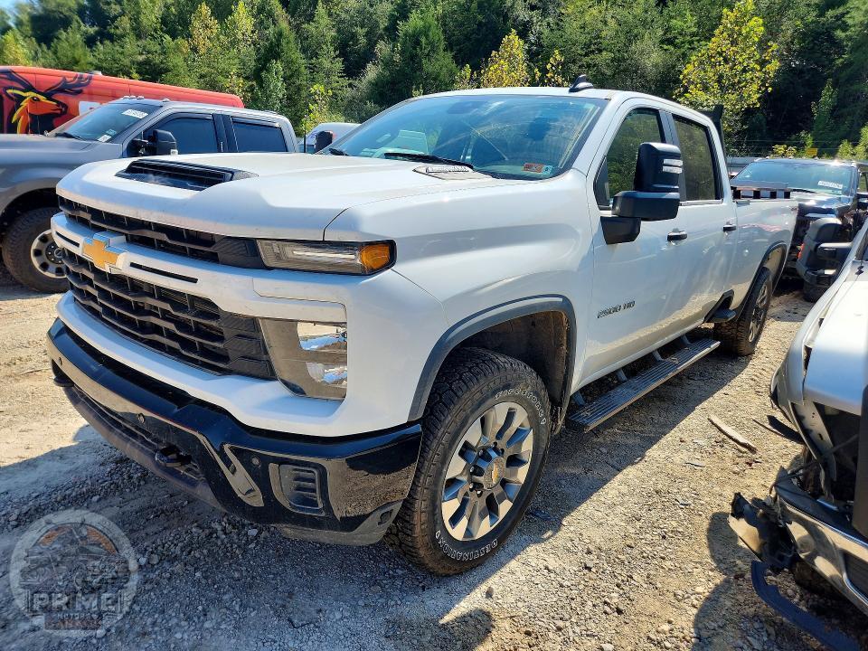 2025 CHEVROLET SILVERADO