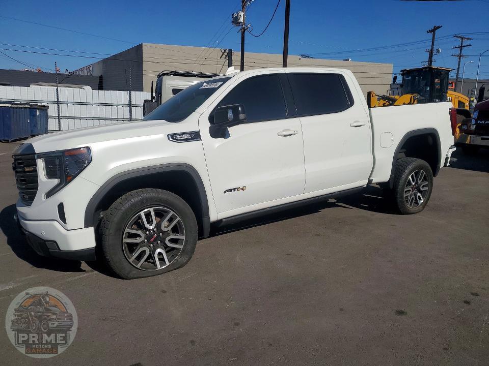 2023 GMC SIERRA