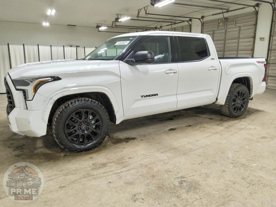 2022 TOYOTA TUNDRA