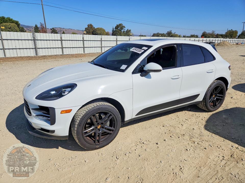 2020 PORSCHE MACAN