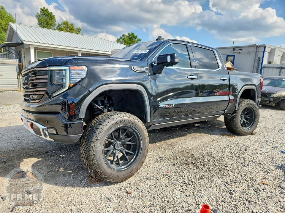 2022 GMC SIERRA