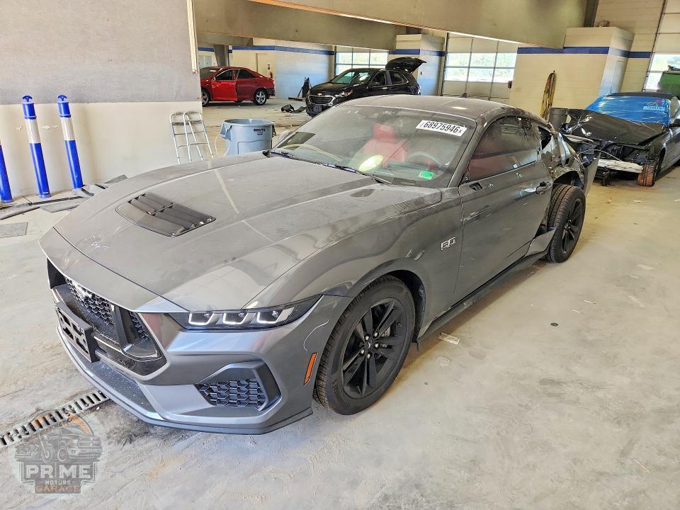 2025 FORD MUSTANG