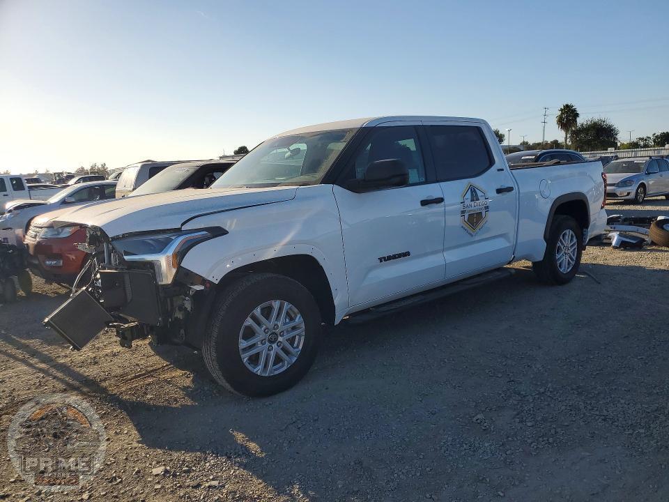 2026 TOYOTA TUNDRA