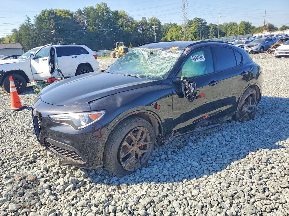 2021 ALFA ROMEO STELVIO