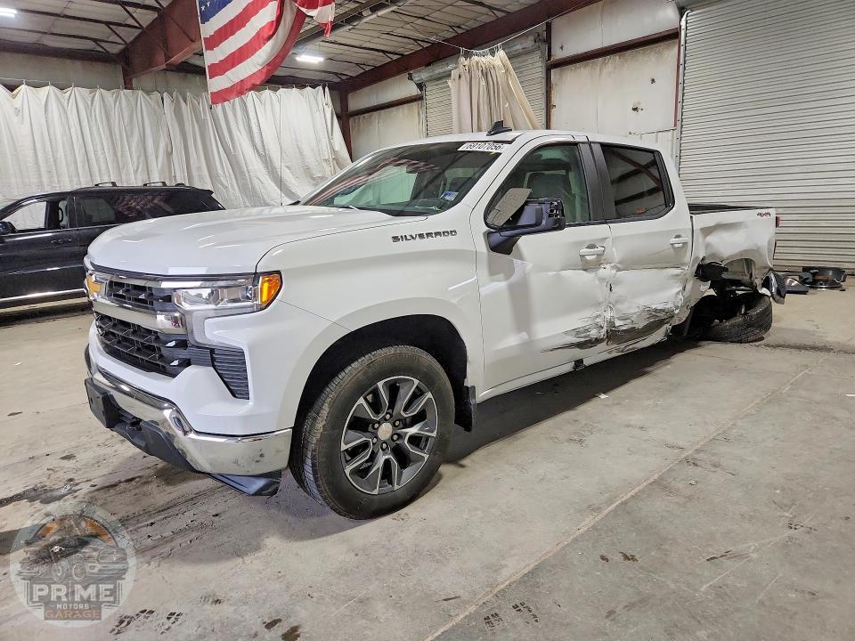 2025 CHEVROLET SILVERADO