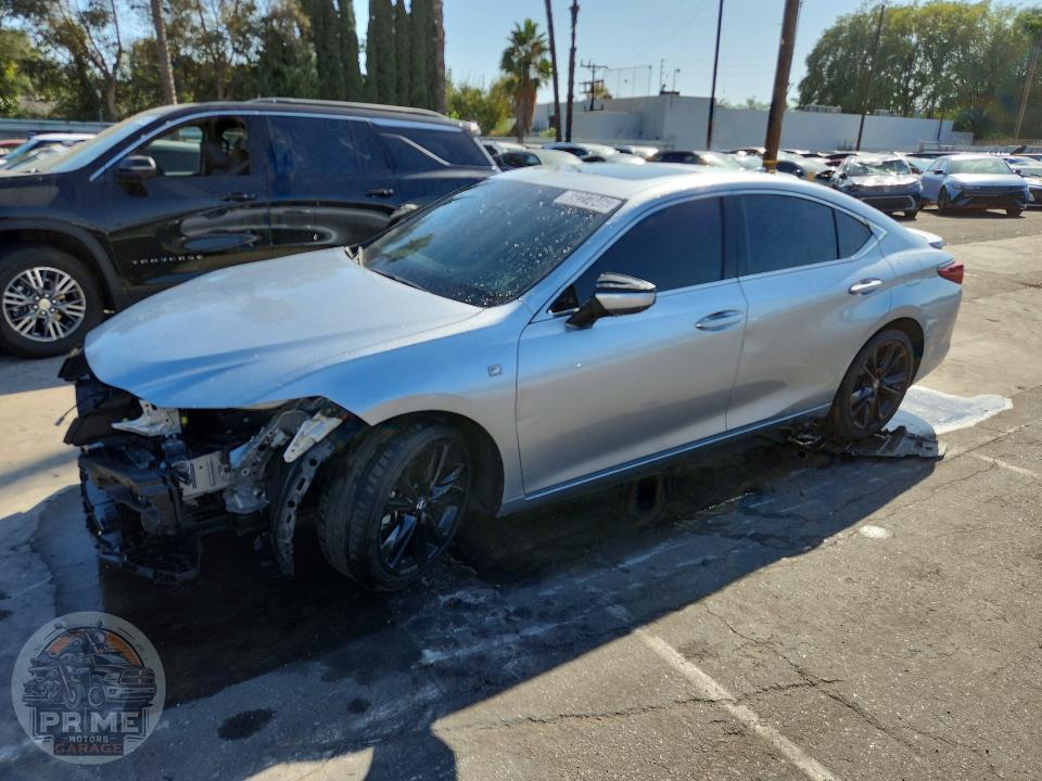 2024 LEXUS ES